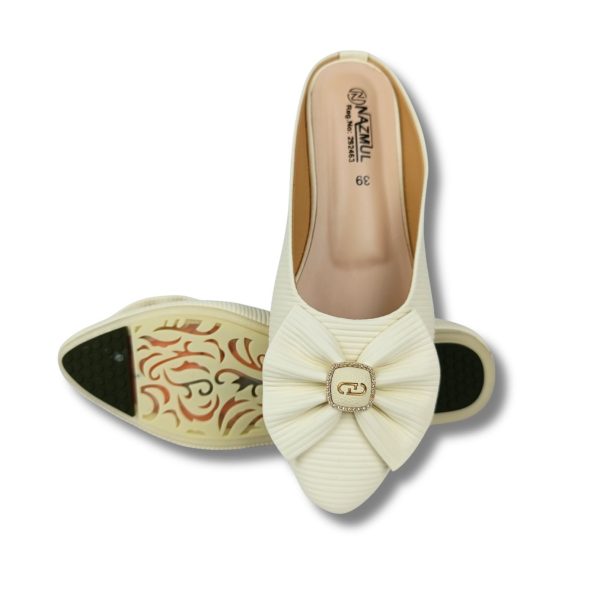 Closed-Toe Flat Pumps 5533